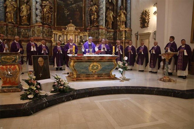 11. obljetnica smrti mons. Marka Culeja: “Crkvi su danas potrebni ne toliko učitelji, nego svjedoci vjere”